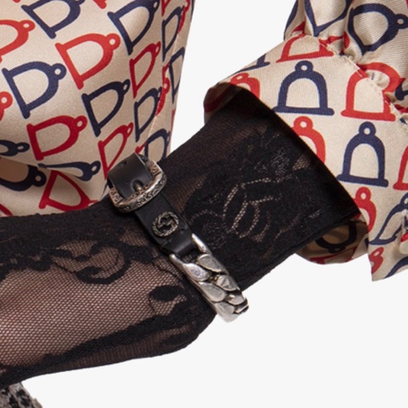 GUCCI BRACELET WITH LOGO - Picture 5 of 9